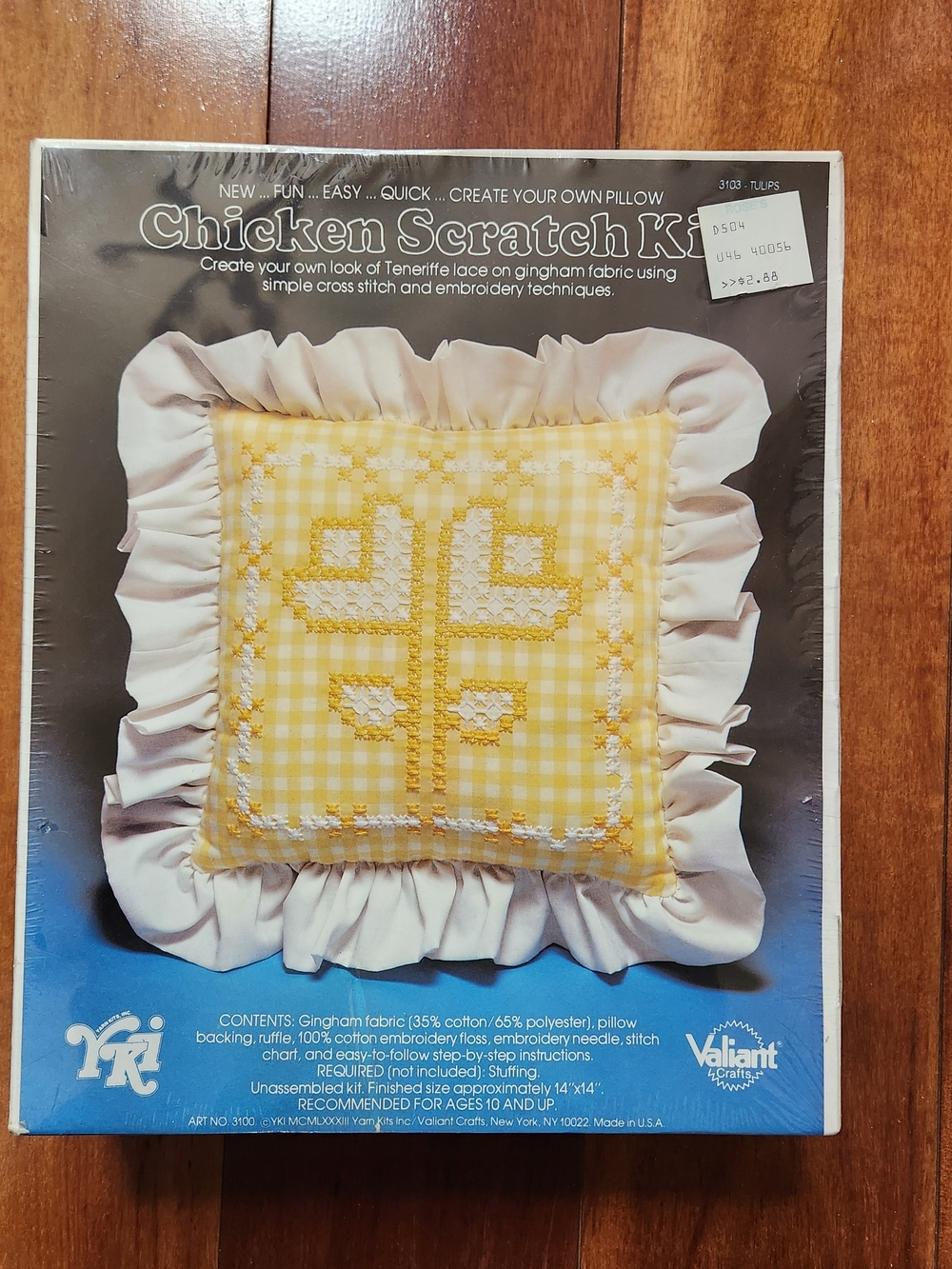 Chicken Scratch Tulips Pillow Cross Stitch Craft Kit